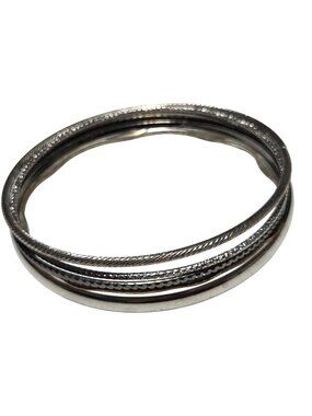 Retro Silver Tone Bangle Bracelets Textured and Smooth Designs Set Of 5 Jewelry
